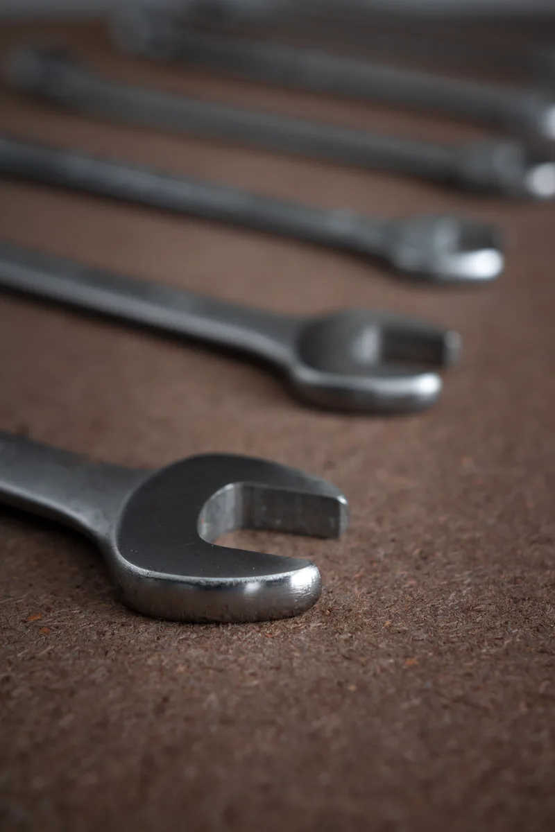 Hardware tools