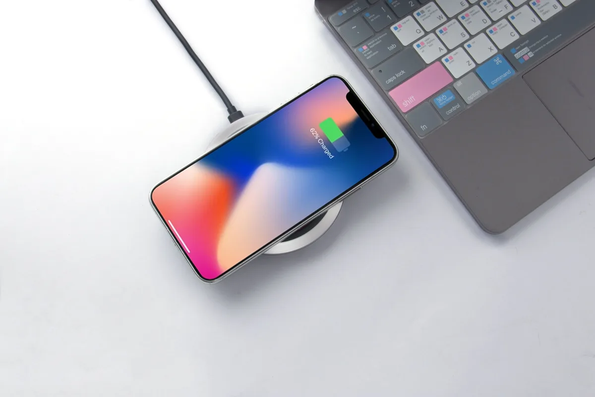 Magnetic wireless charger