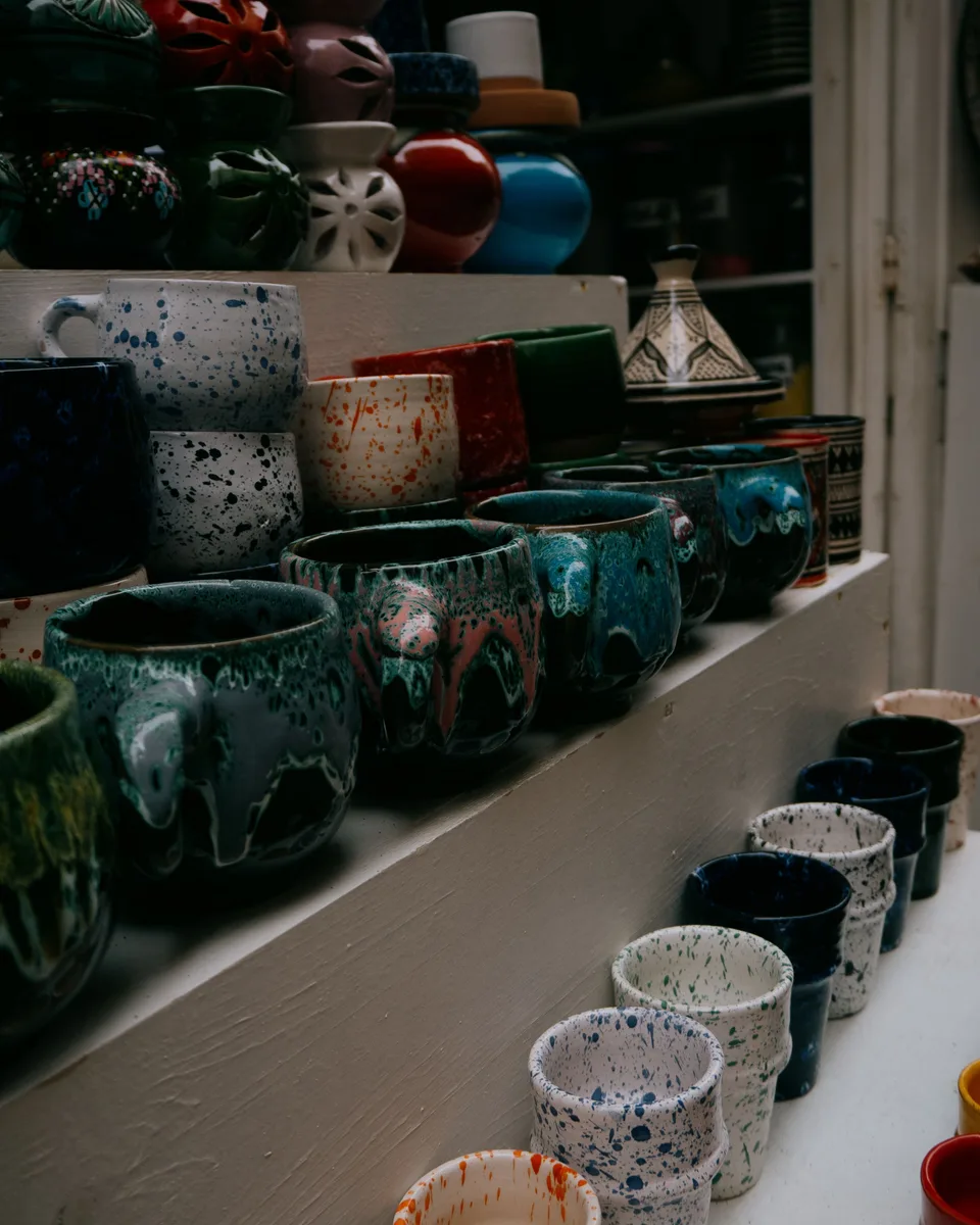 A wide variety of household ceramic mugs